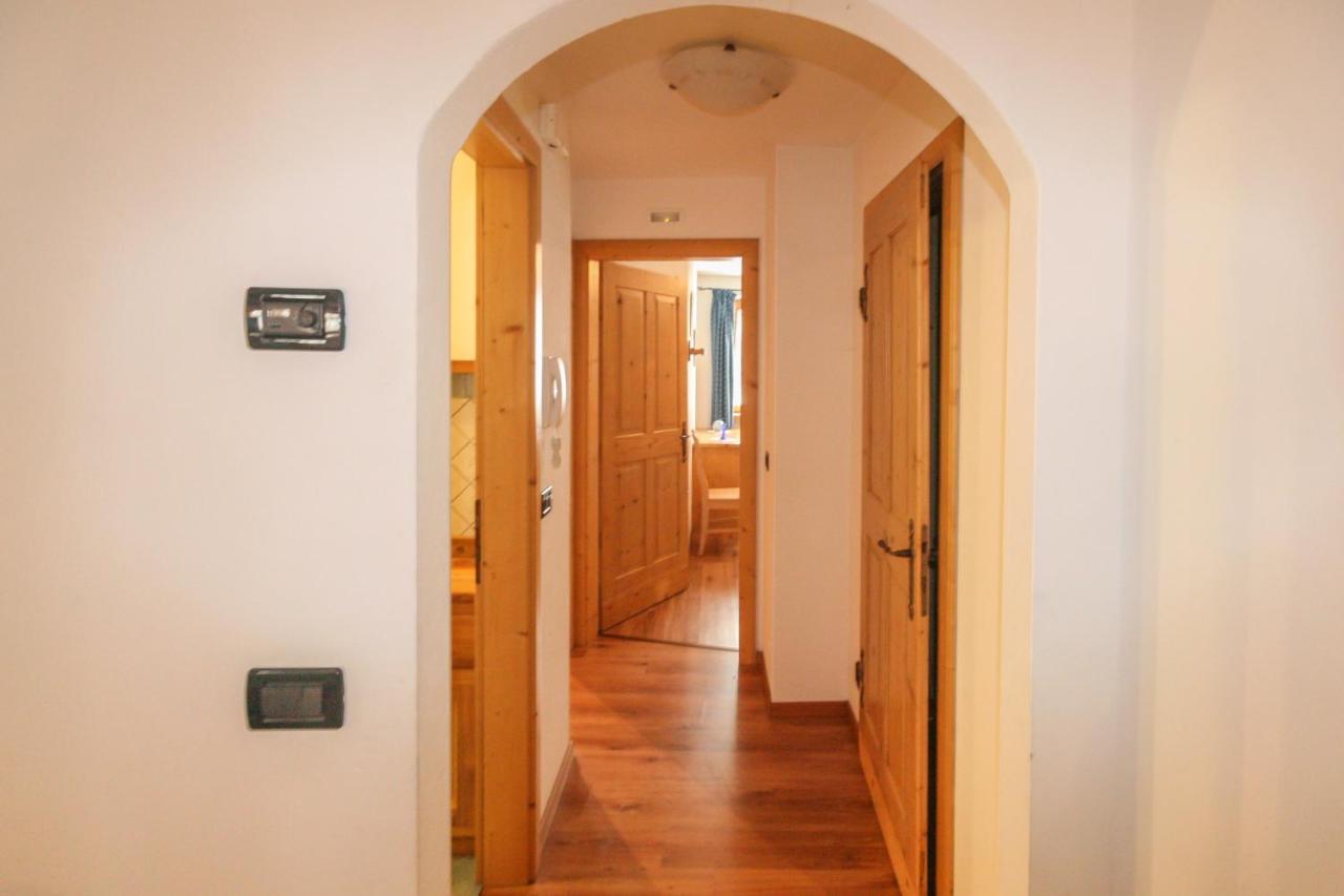 Tabià Elisa Apartment Campitello di Fassa Luaran gambar